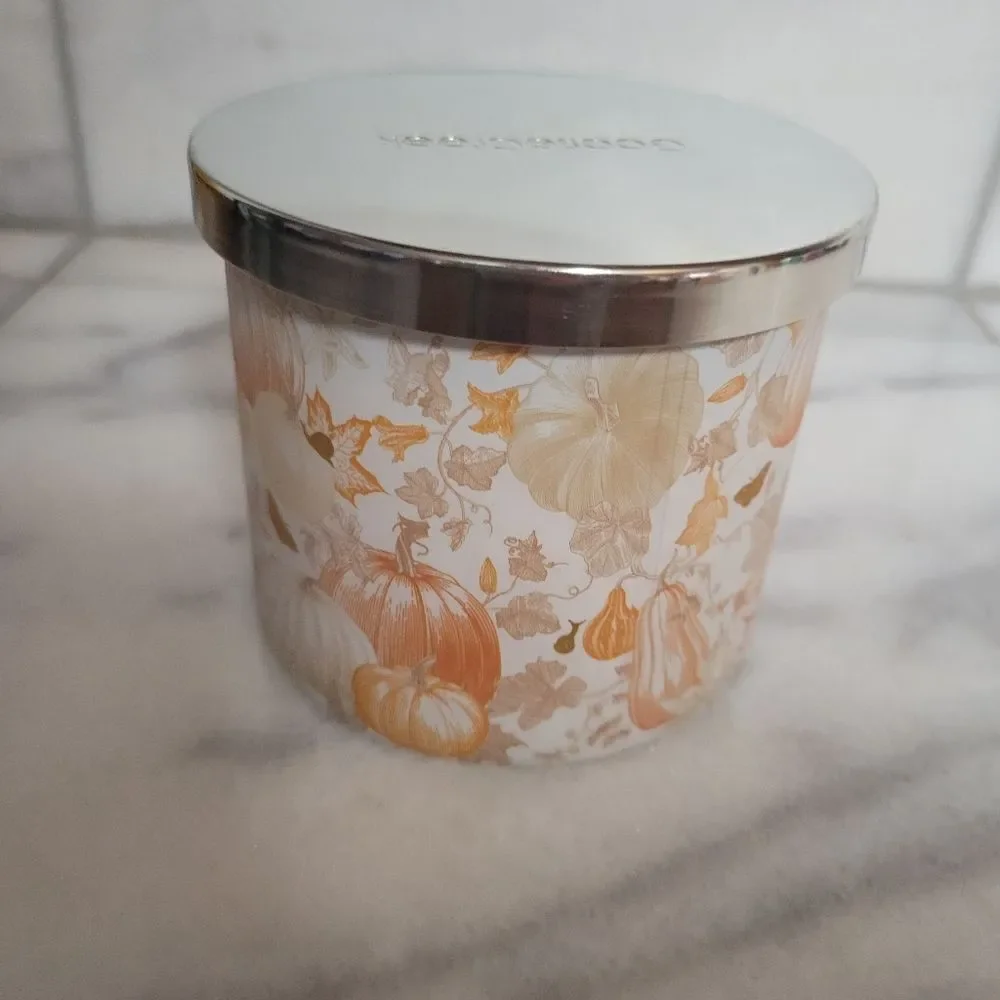 Goose Creek  Vanilla Pumpkin Waffle Soy wax With Essential Oils Candle 14.5 Oz